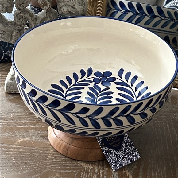 NEW! Shabby Chic Mediterranean Blue Vine Wood Pedestal Serving Bowl - Picture 2 of 7
